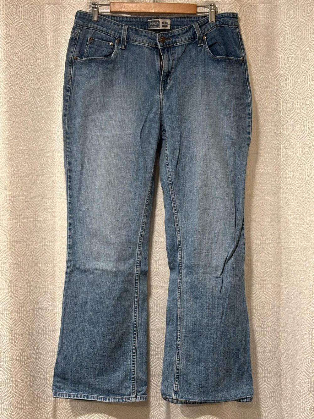 Signature by Levi Strauss Women's Blue Midrise Bootcut Jeans